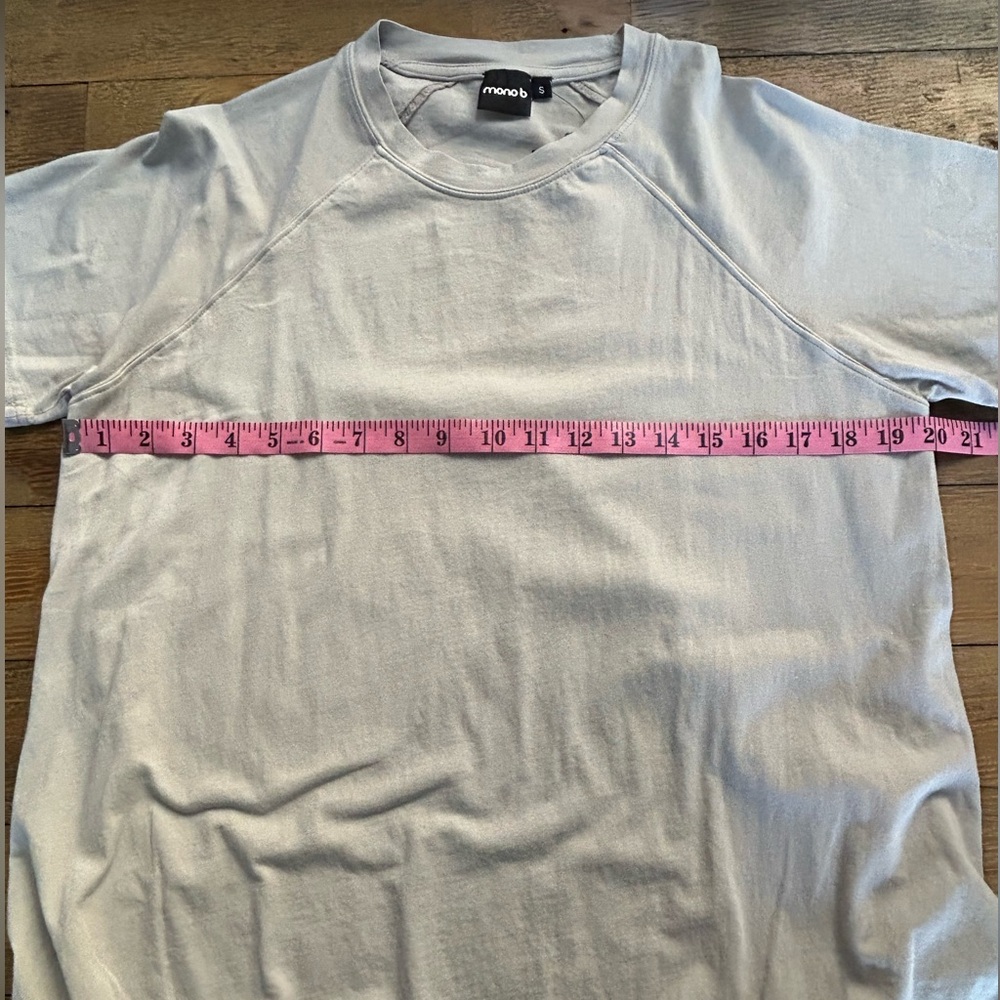 Mono B Light Gray Crewneck Top with Unique Bubble Pima Cotton - Picture 10 of 12